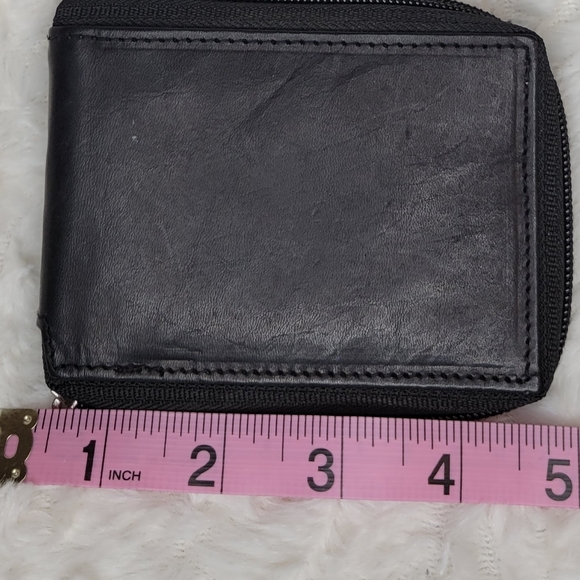 Men Bifold Black Wallet with Flap - Picture 2 of 5